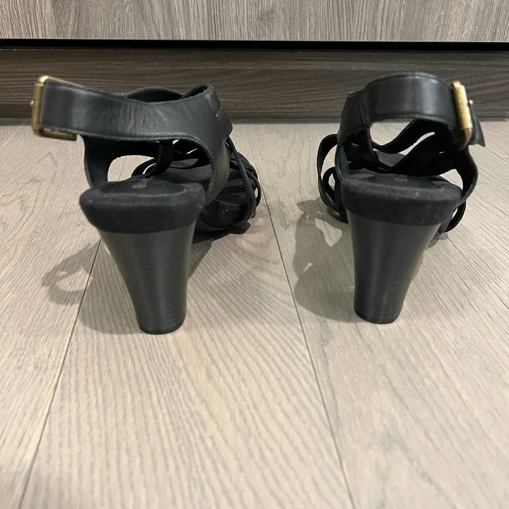 GIANI Bernini Black Justyne Strappy Sandal Leather Heels Size 8.5